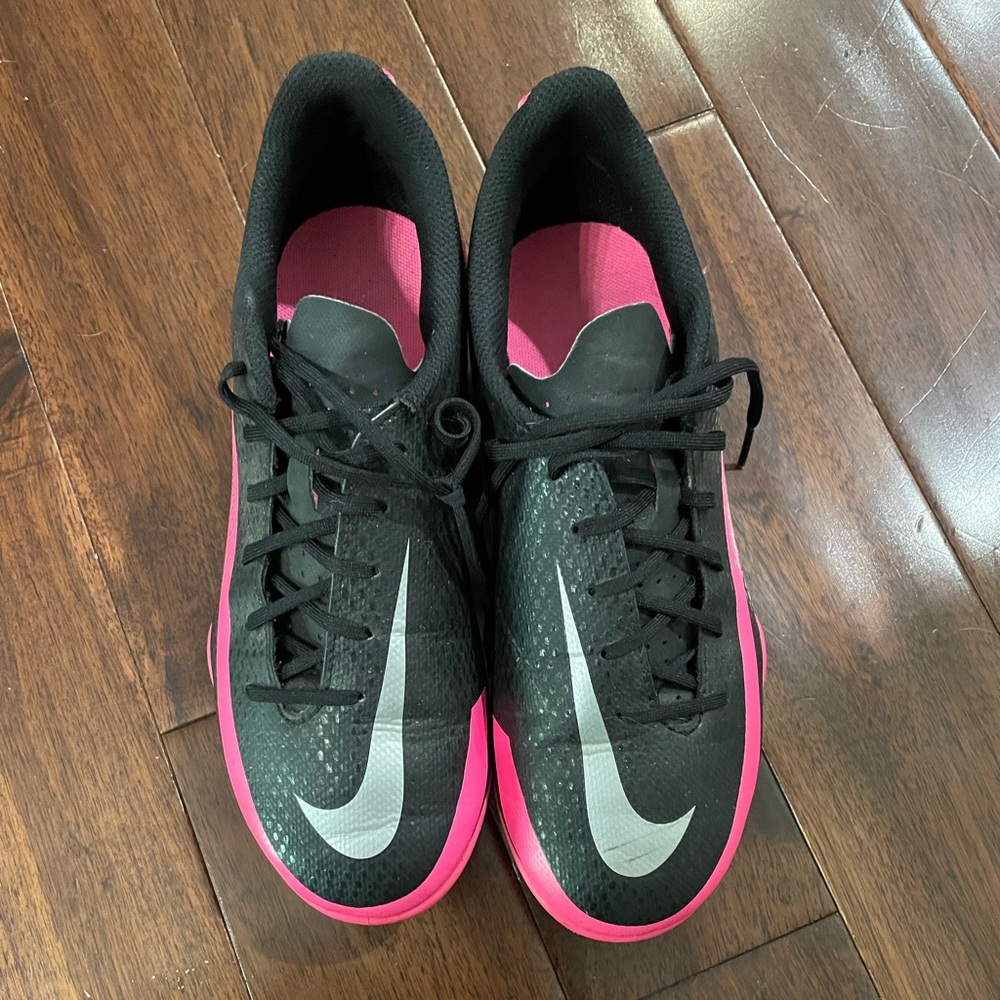 Nike Cleats - Phantom Black and pink “Big Kid” soccer cleats size 5.5. Nike.